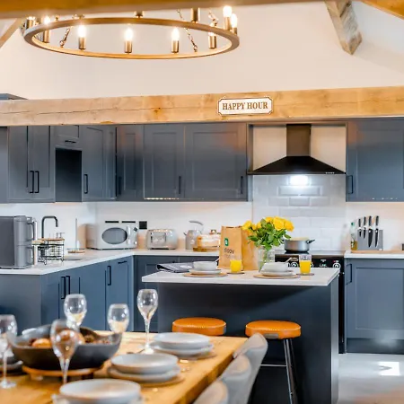 Ings Barn Holiday home *