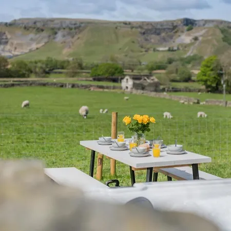 בית נופש Ings Barn *